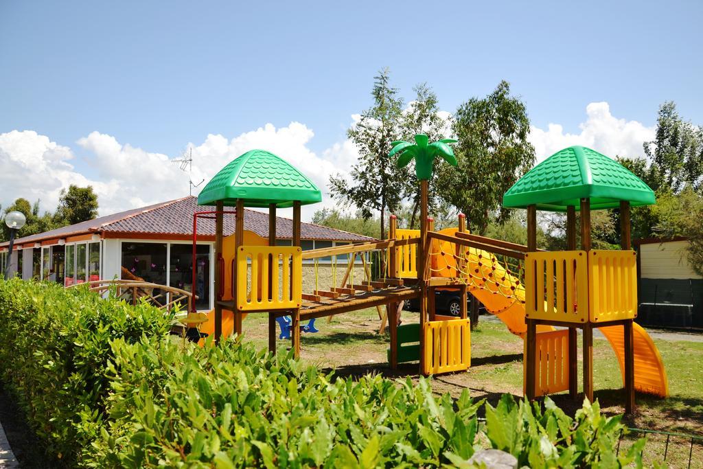 Camping Le Palme มารินา ดิ บิบโบนา ภายนอก รูปภาพ
